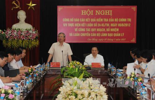 Xây dựng đội ngũ cán bộ dám nghĩ, dám làm để phục vụ nhân dân ảnh 1